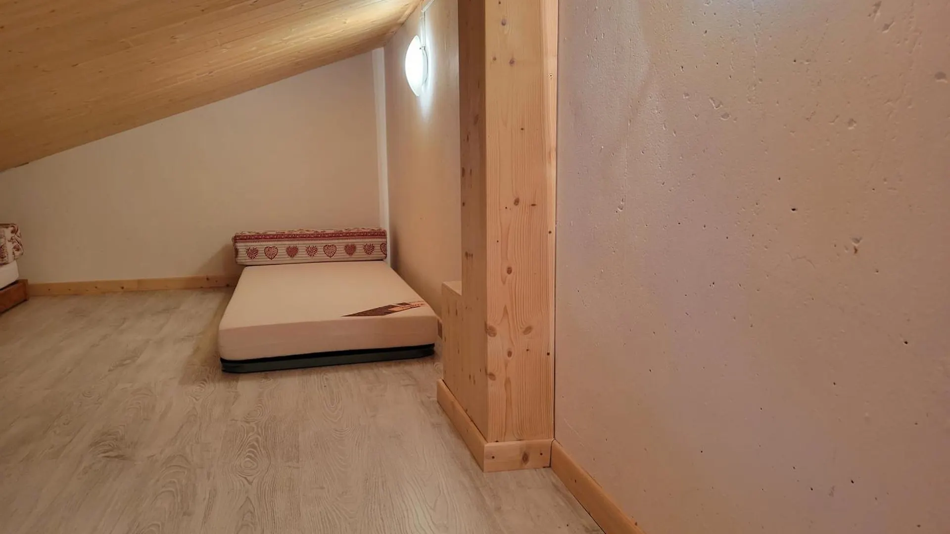 Appartement Cosy Pres Des Pistes Avec Balcon Et Tv - Fr-1-181-2832 La Plagne-Tarentaise