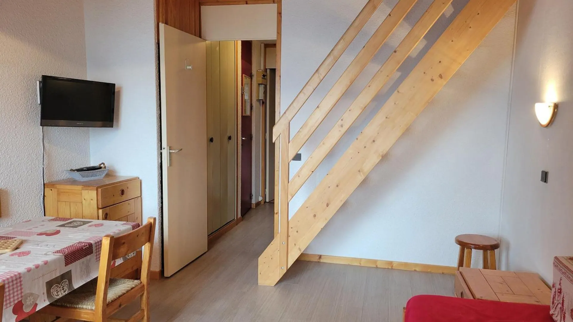 Appartement Cosy Pres Des Pistes Avec Balcon Et Tv - Fr-1-181-2832 La Plagne-Tarentaise